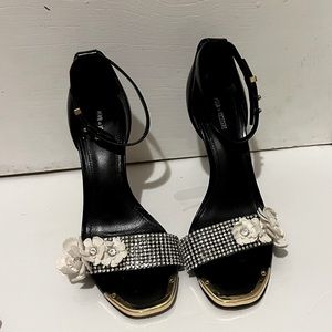 Pour La Victoire, size 8